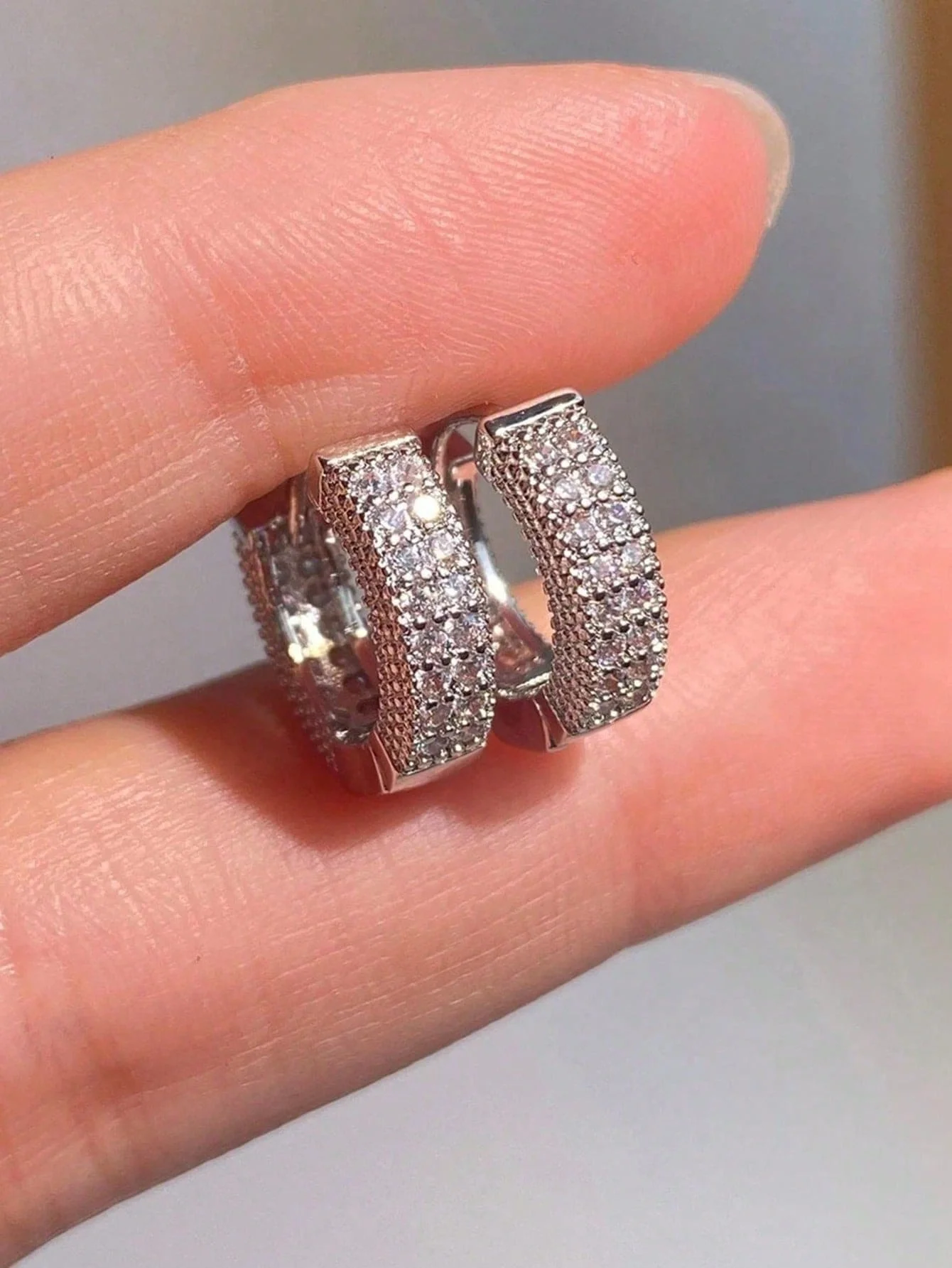 Cubic Zirconia Studded Hoop Ea - đánh giá và giá Hoop Earrings